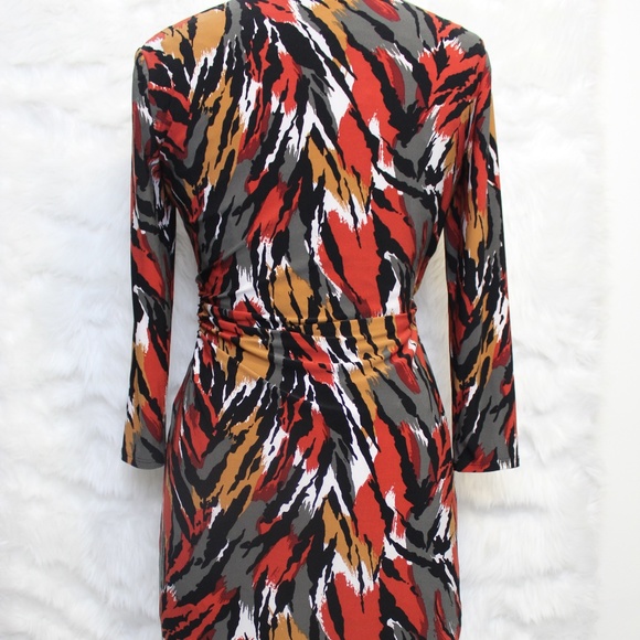 New Flattering Tiger Pattern  Dress - Picture 4 of 8